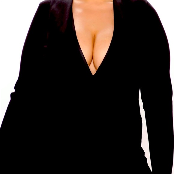 FASHION NOVA DEEP V JUMPSUIT - Picture 1 of 4